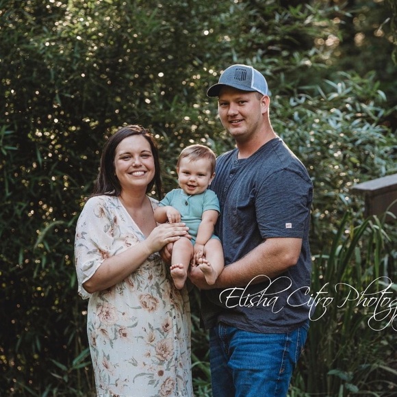 Meet your Posher, Tamara - Picture 2 of 2